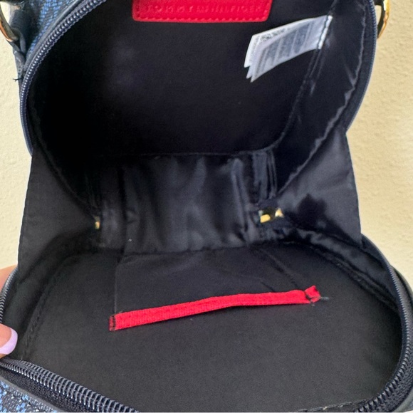 NWT TOMMY HILFIGER CROSSBODY BAG. NAVY BLUE AND BLUE STONE. ADJUSTABLE STRAP - Picture 11 of 12